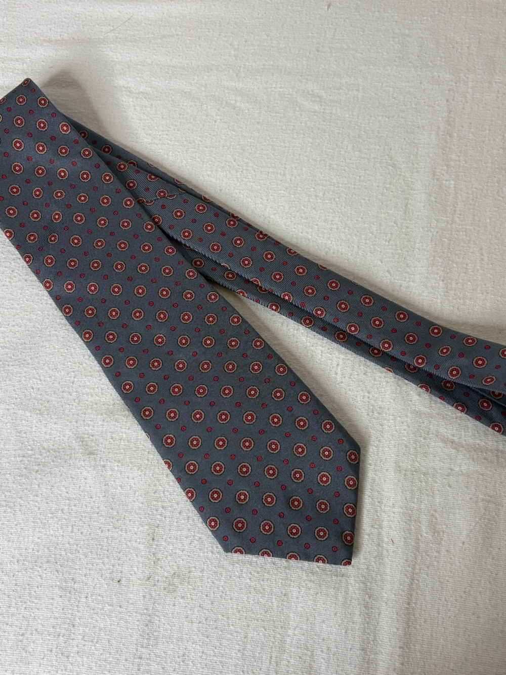 Vintage Envoy 100% Silk Necktie Geometric Medallion Pattern Tie USA